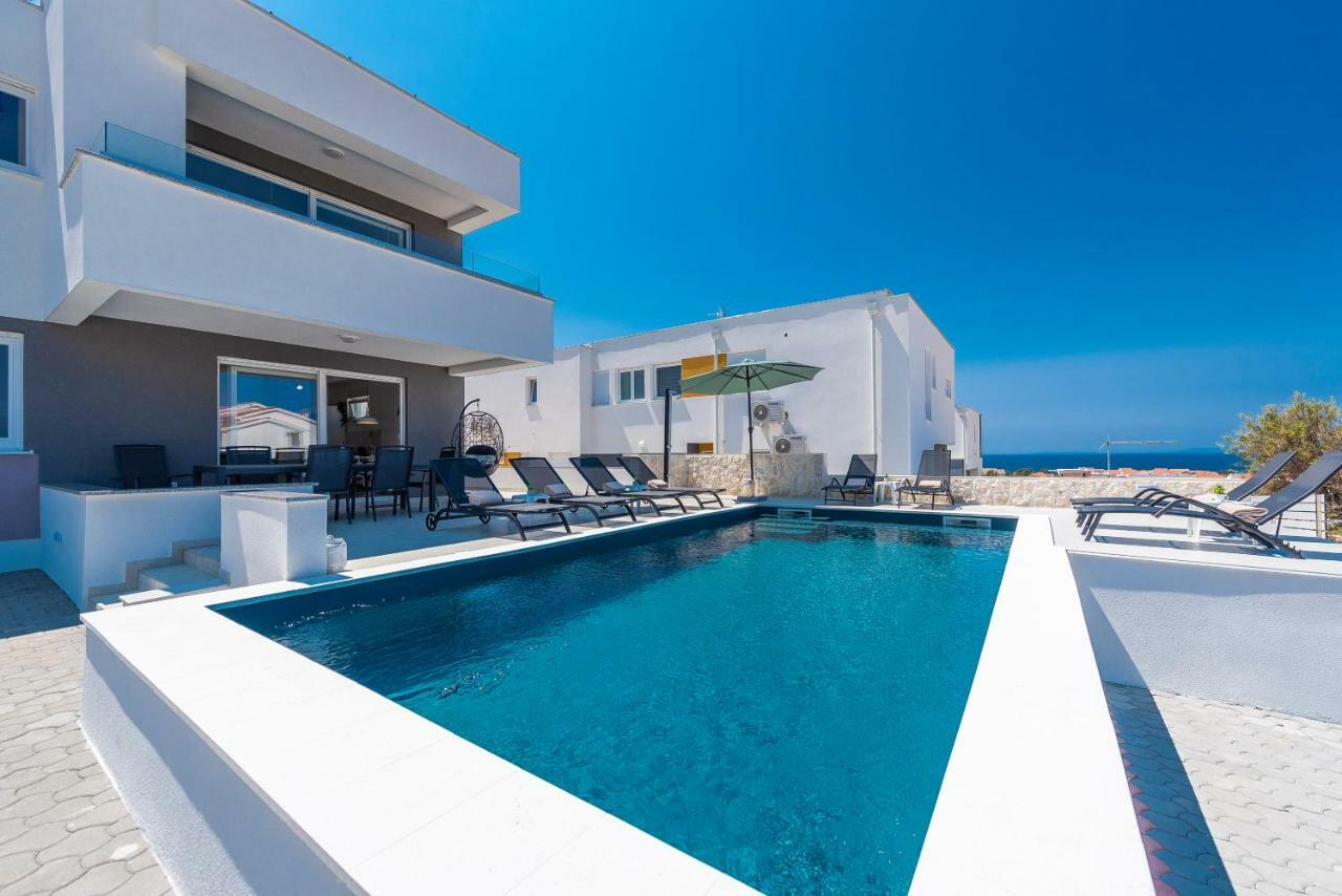 Adris 2 Luxury Modern Apartment With A Pool Novalja Eksteriør billede
