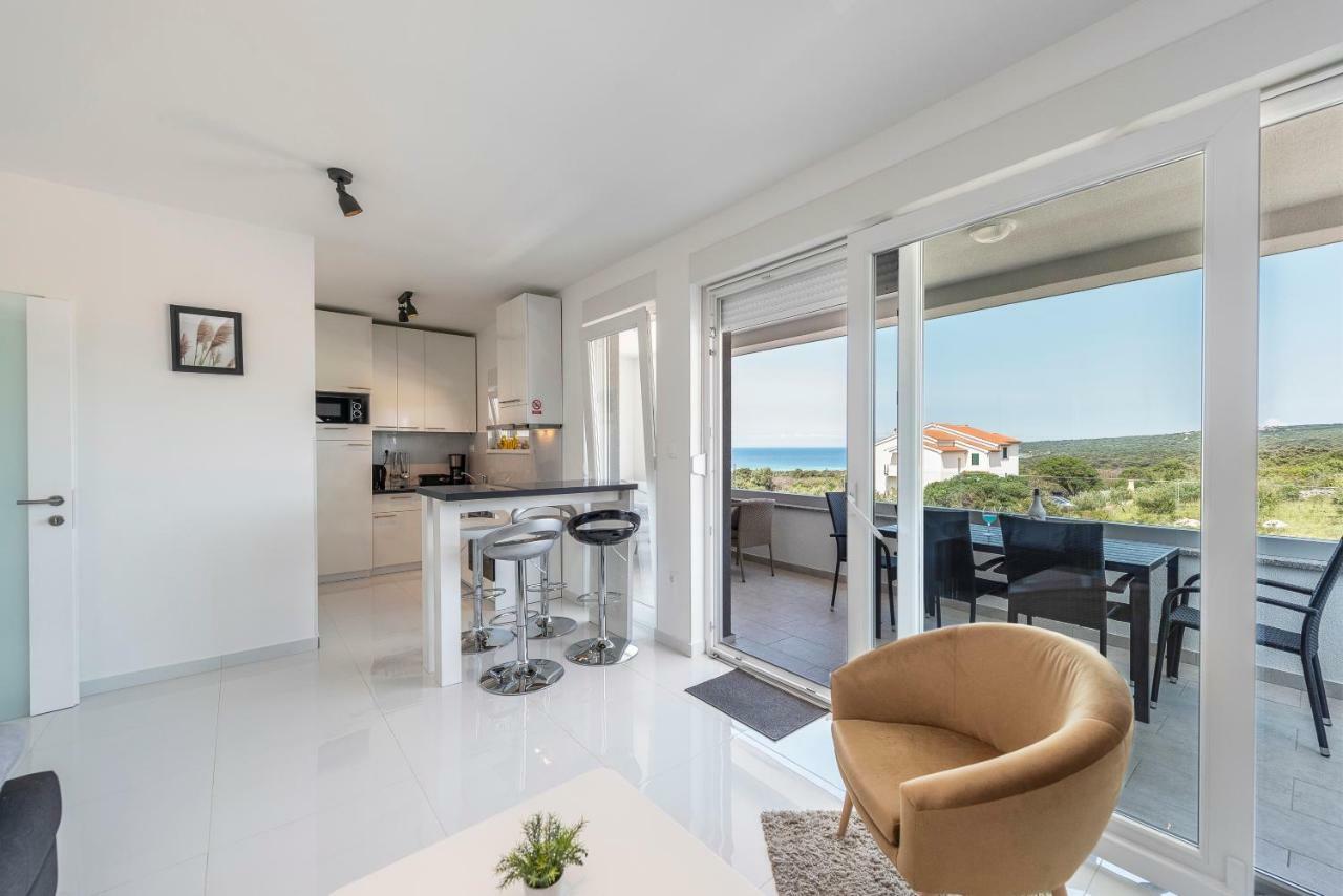 Adris 2 Luxury Modern Apartment With A Pool Novalja Eksteriør billede